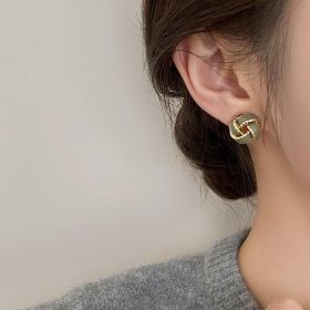 Women's Retro Earrings  Simple And Versatile Accessories (Option: Women-Grey)