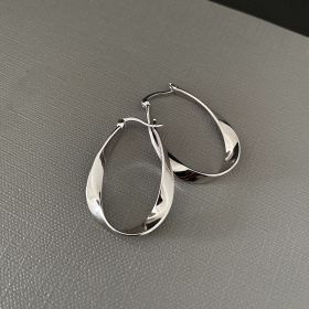Mobius Strip Ear Clip Female Ins Simple And Light Luxury Temperament (Option: Mobius Strip Ear Clip)