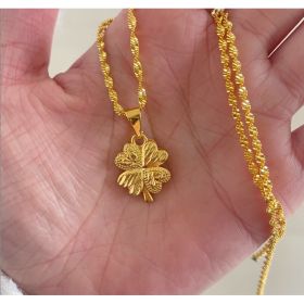 Gold-plated Brass Pendant Necklace For Women, Water Wave Textured Collarbone Chain (Option: Lucky Clover Necklace)