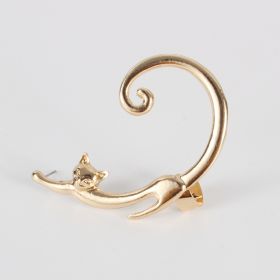 Single Piece Punk Style Cat Post Earring with Ear Cuff Rock Animal Black Stud Earring (Option: Gold)