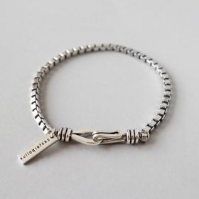 Vintage Box Chain Cross Bracelet, With A Unisex Design, Suitable For Daily Wear And Social Occasions , A Stylish Accessory For All Seasons (Option: 1pc)