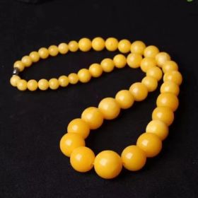 Beeswax Graduated Strand Yellow Chicken Grease Round Beads Necklace Clavicle Chain (Option: Huang Manmi)