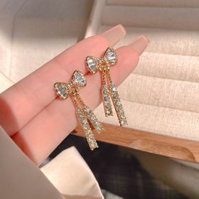INS Butterfly Earrings With Rhinestones Fashion Temperament Jewelry (Option: Gold)