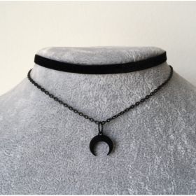 Necklace 40 (Option: A)